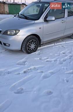 Хэтчбек Mazda 2 2003 в Терновке