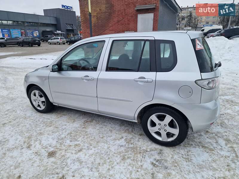 Хэтчбек Mazda 2 2005 в Харькове