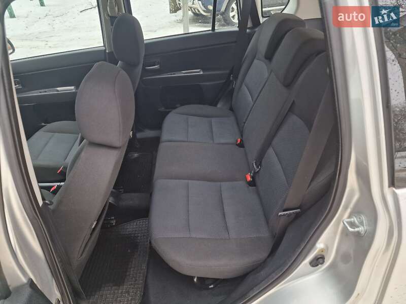Хэтчбек Mazda 2 2005 в Харькове