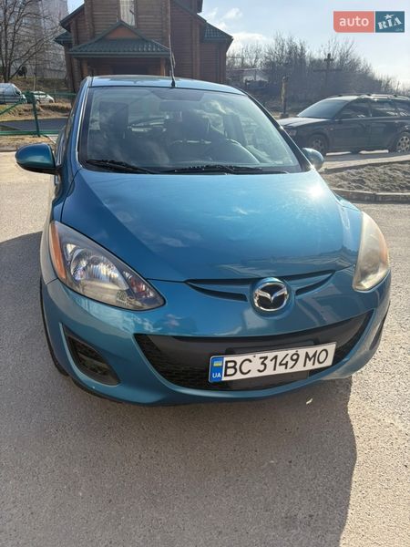 Хэтчбек Mazda 2 2012 в Львове