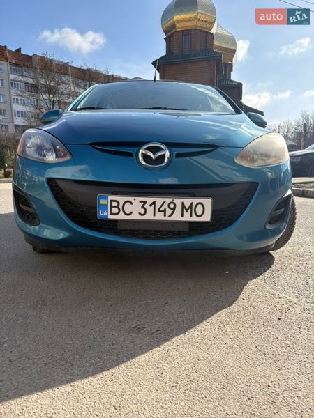 Хэтчбек Mazda 2 2012 в Львове