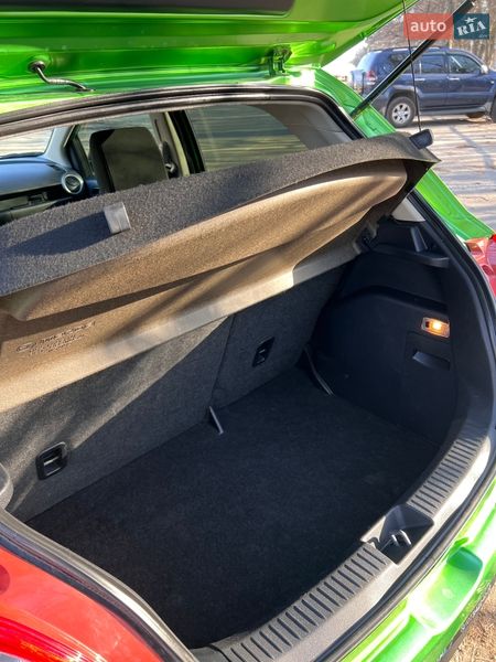 Хэтчбек Mazda 2 2008 в Одессе