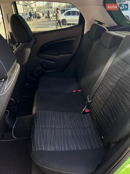 Хэтчбек Mazda 2 2008 в Одессе