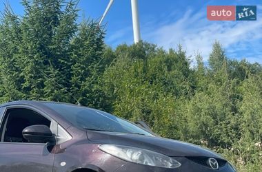 Хэтчбек Mazda 2 2009 в Львове