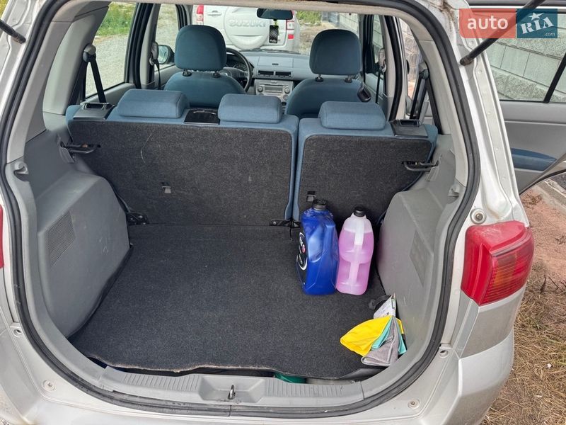 Хетчбек Mazda 2 2006 в Житомирі