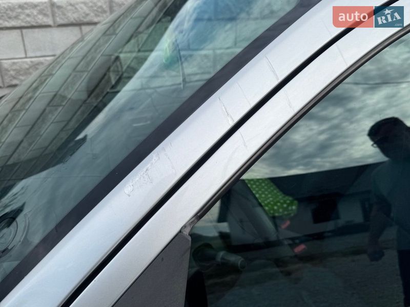 Хетчбек Mazda 2 2006 в Житомирі