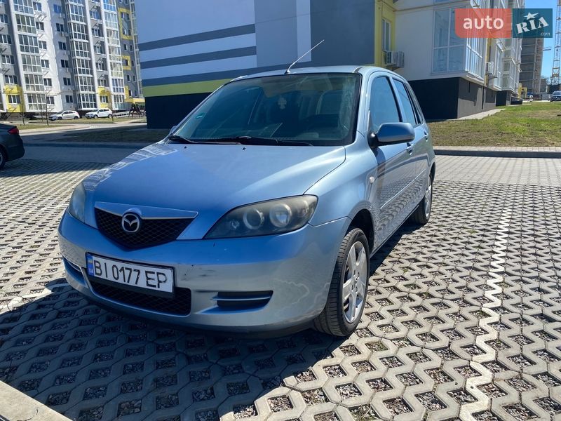 Хэтчбек Mazda 2 2007 в Полтаве