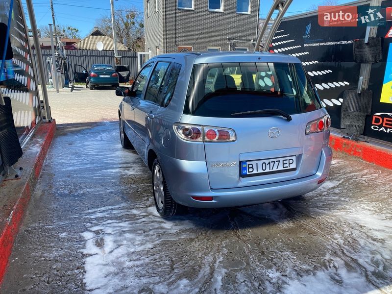 Хэтчбек Mazda 2 2007 в Полтаве