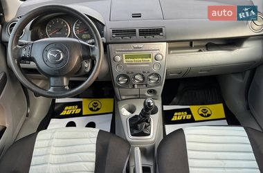 Хетчбек Mazda 2 2004 в Мукачевому