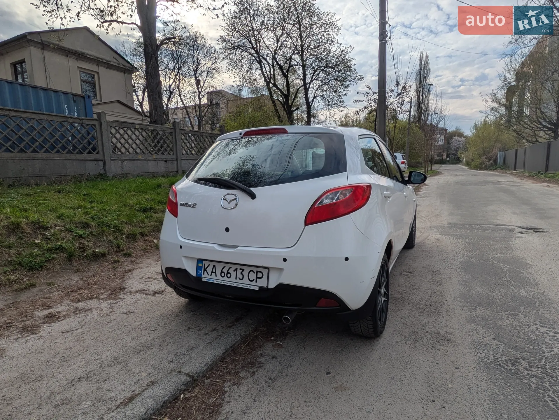 2012 Mazda 2 - мініатюра 8