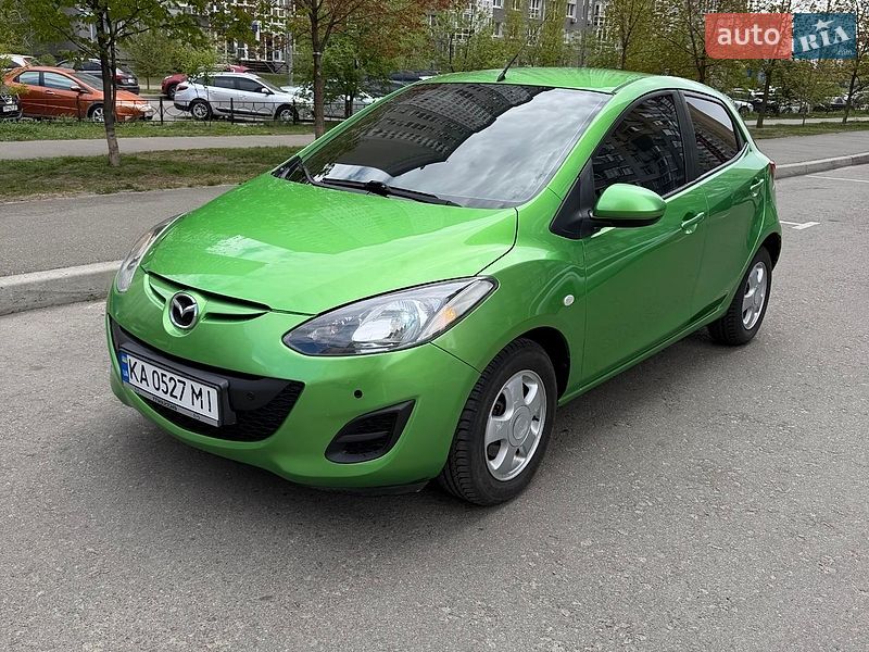Mazda 2 2010