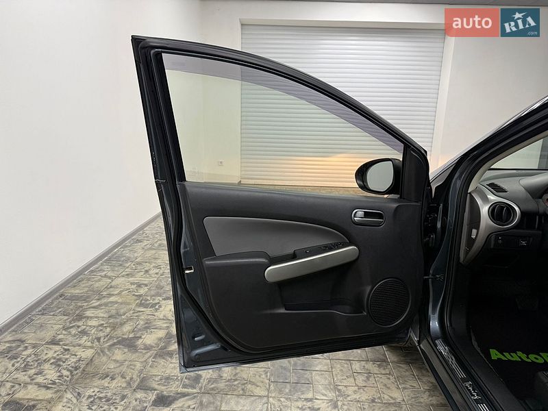 Хетчбек Mazda 2 2009 в Одесі