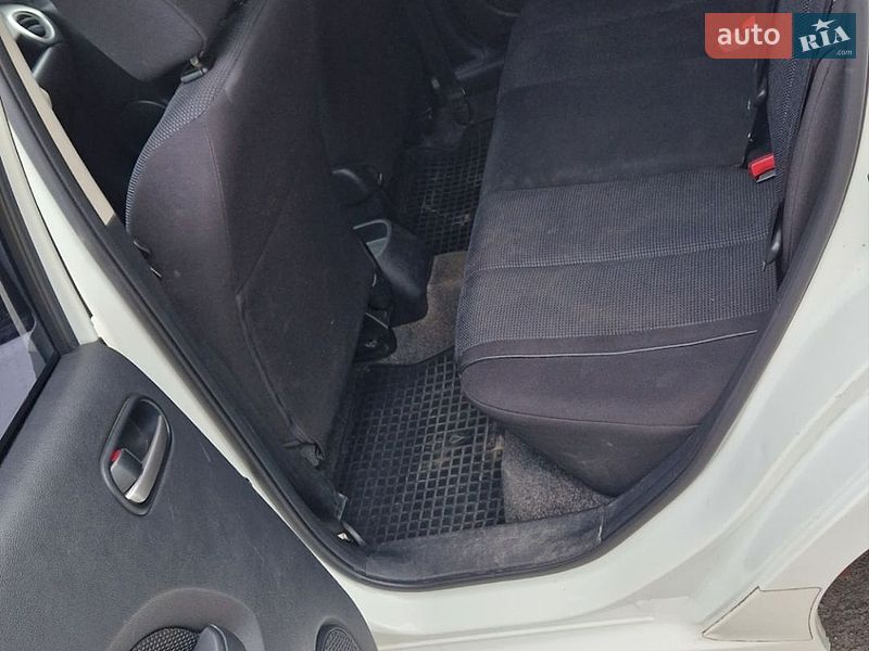 Хетчбек Mazda 2 2008 в Львові