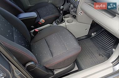 Хетчбек Mazda 2 2003 в Харкові фото 5 Хетчбек Mazda 2 2003 в Харкові