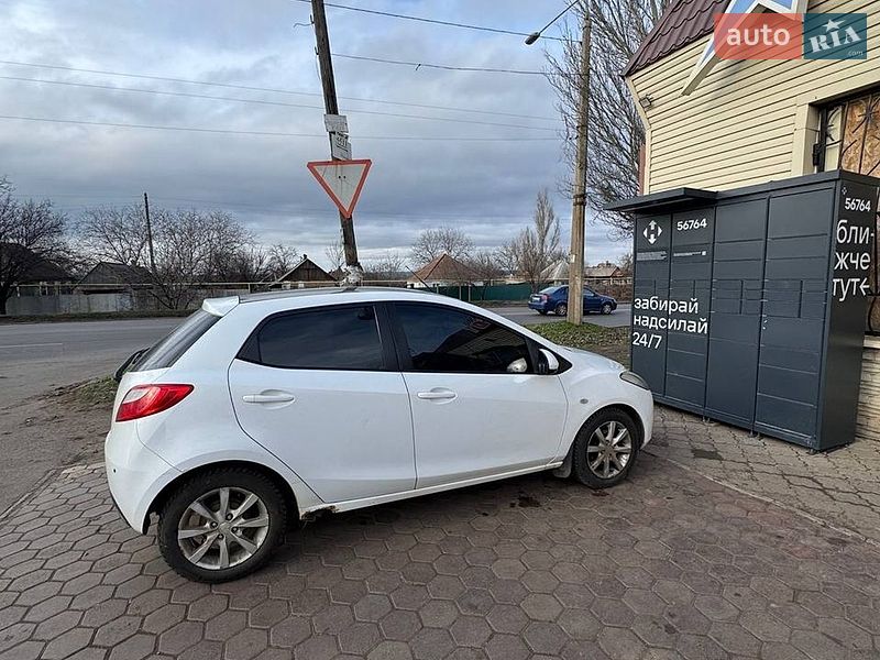 Хетчбек Mazda 2 2007 в Кривому Розі