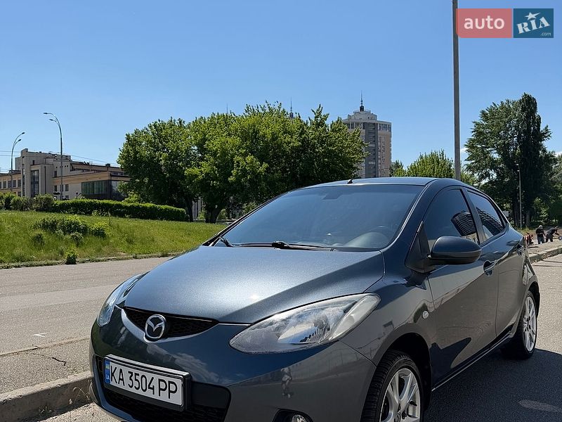 Хетчбек Mazda 2 2008 в Києві