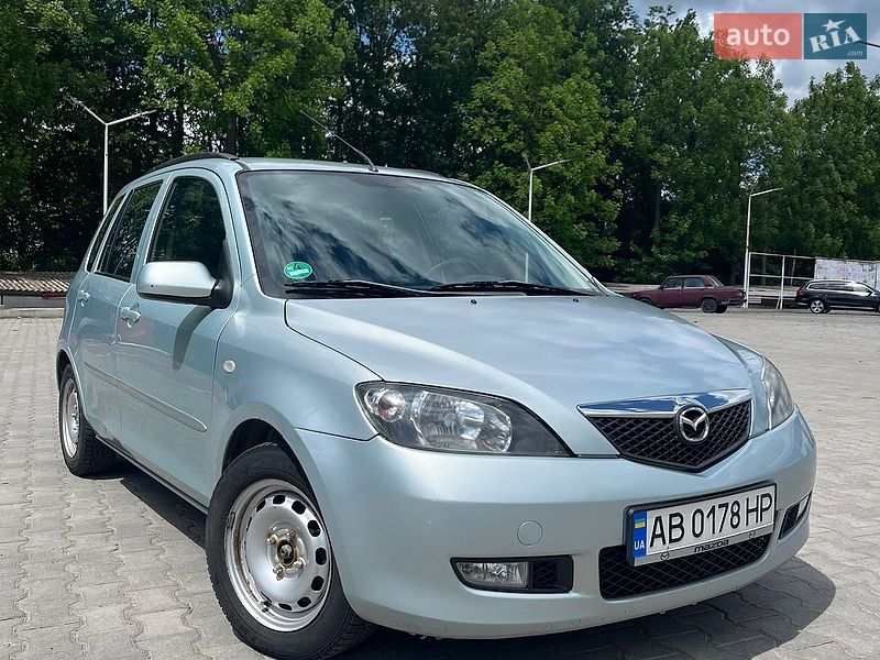 Mazda 2 2004