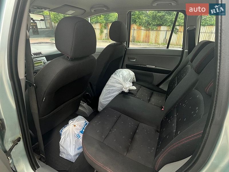 Хетчбек Mazda 2 2004 в Вінниці