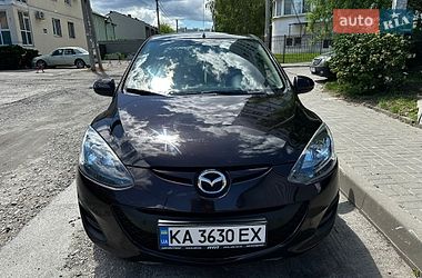 Хетчбек Mazda 2 2014 в Києві