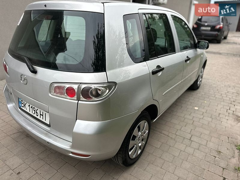 Хетчбек Mazda 2 2007 в Луцьку