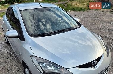 Хэтчбек Mazda 2 2008 в Каменском