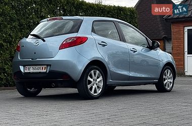 Хэтчбек Mazda 2 2012 в Стрые