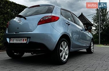 Хэтчбек Mazda 2 2012 в Стрые