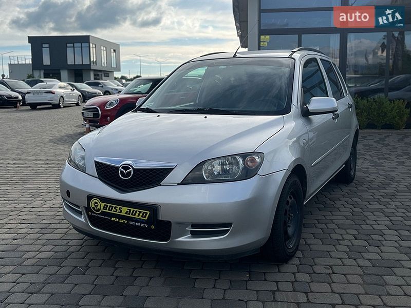 Хэтчбек Mazda 2 2004 в Мукачево