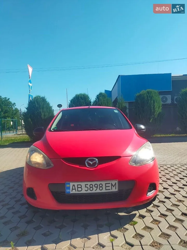 2010 Mazda 2 - мініатюра 13