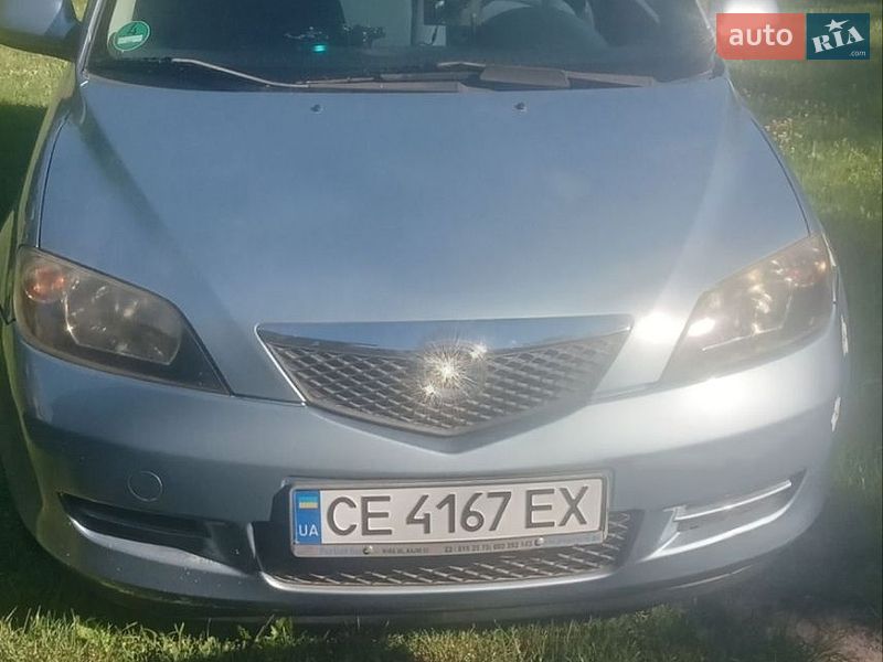 Mazda 2 2005