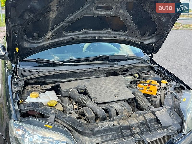 Хэтчбек Mazda 2 2006 в Полтаве