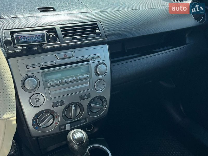 Хэтчбек Mazda 2 2006 в Полтаве