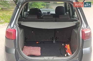 Хетчбек Mazda 2 2004 в Києві