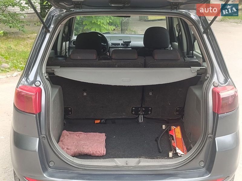 Хетчбек Mazda 2 2004 в Києві