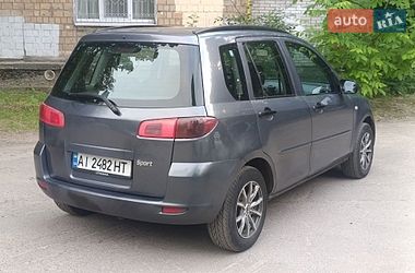Хетчбек Mazda 2 2004 в Києві