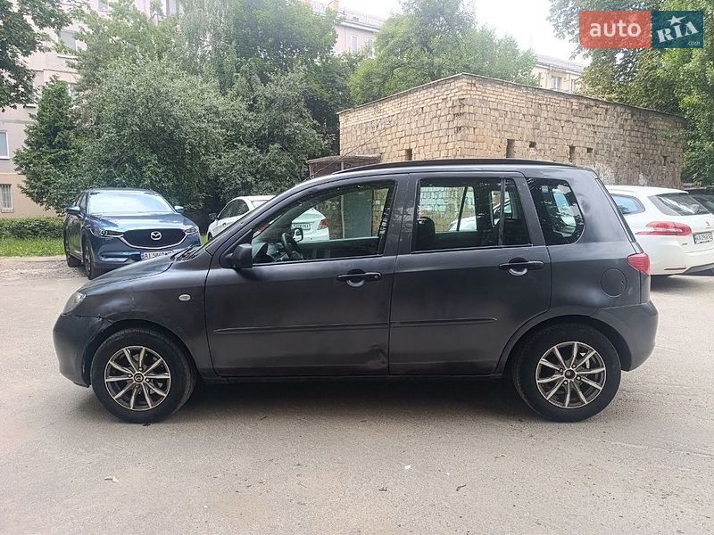 Хетчбек Mazda 2 2004 в Києві