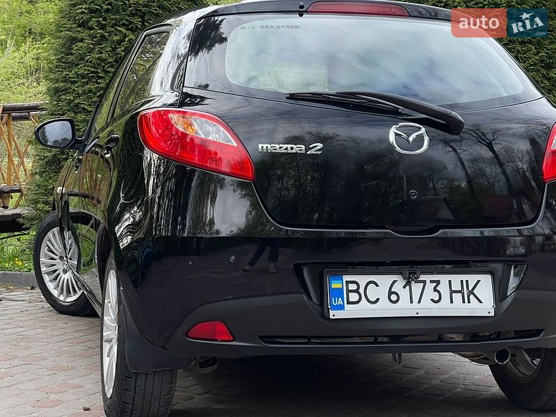 Хэтчбек Mazda 2 2007 в Дрогобыче
