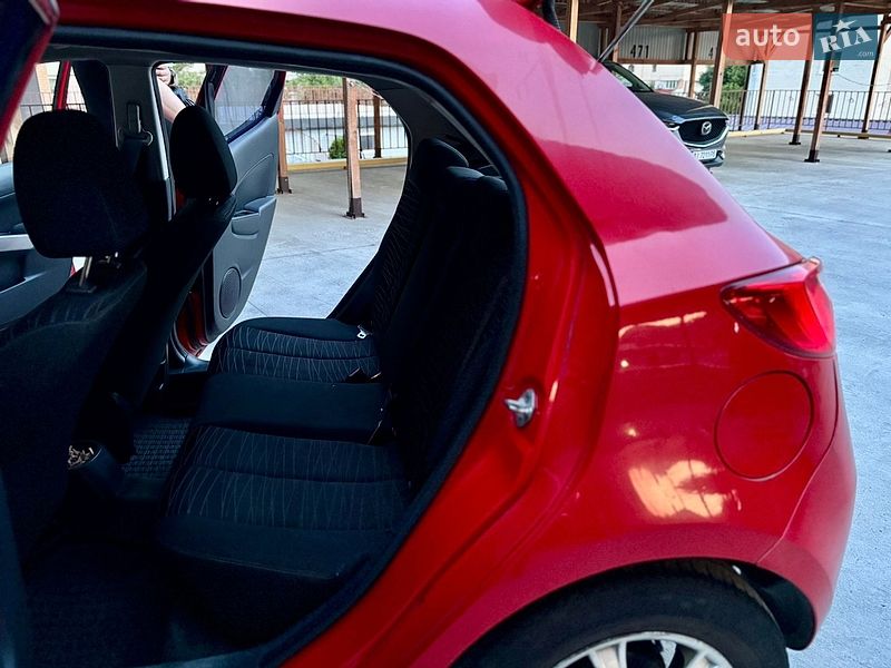Хэтчбек Mazda 2 2008 в Белой Церкви