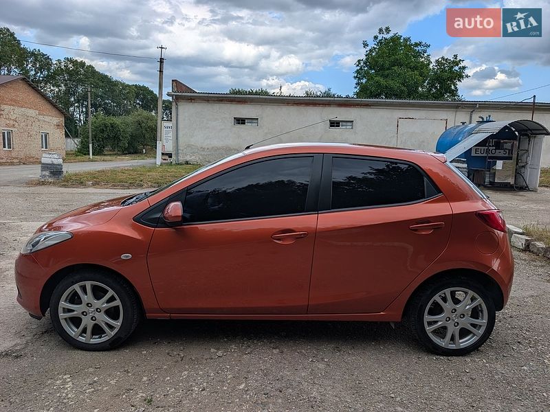 Хэтчбек Mazda 2 2008 в Тернополе
