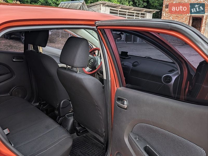 Хэтчбек Mazda 2 2008 в Тернополе