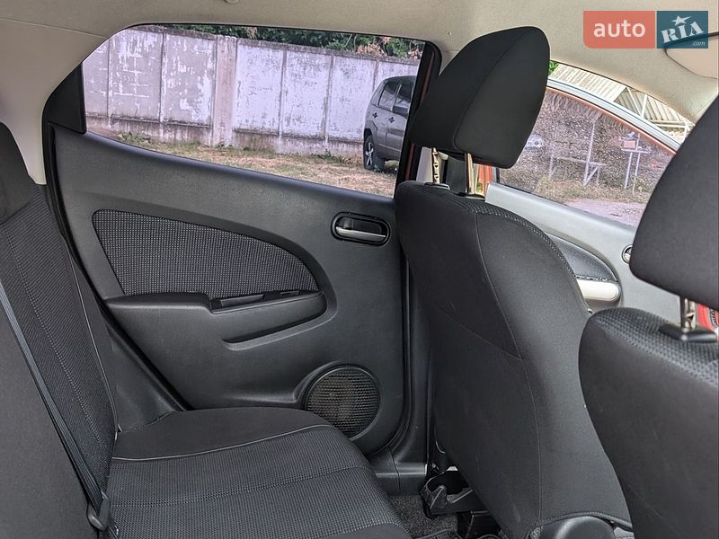 Хэтчбек Mazda 2 2008 в Тернополе