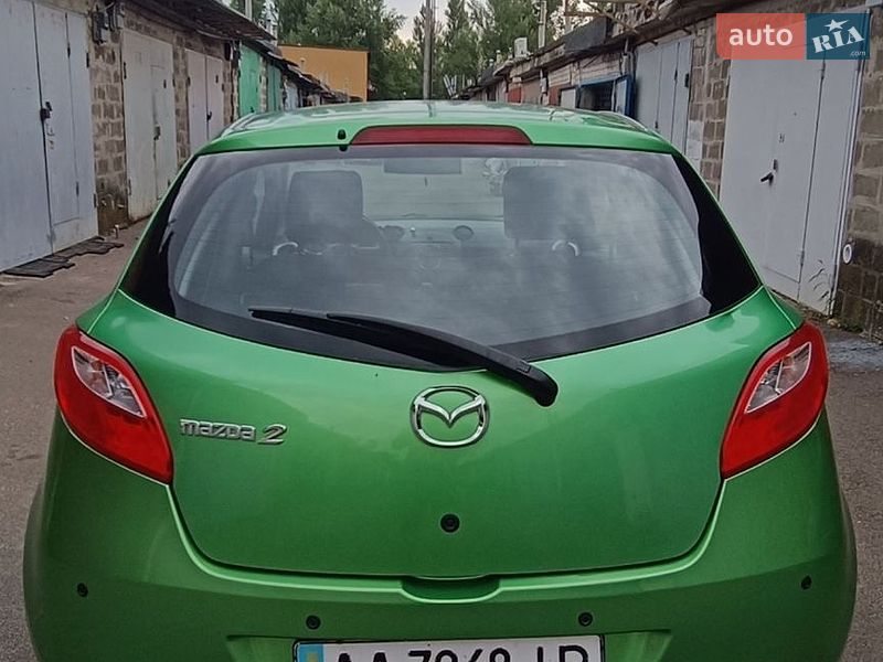 Хетчбек Mazda 2 2008 в Києві