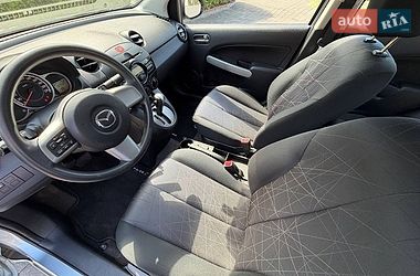 Хэтчбек Mazda 2 2012 в Стрые