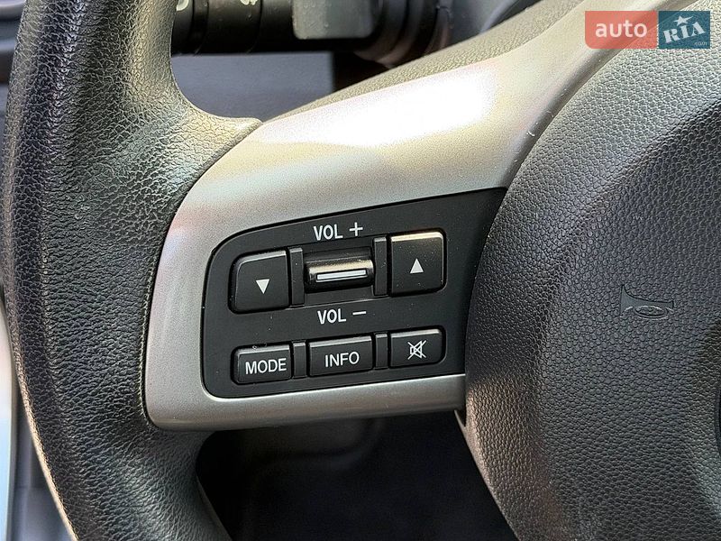 Хэтчбек Mazda 2 2012 в Стрые
