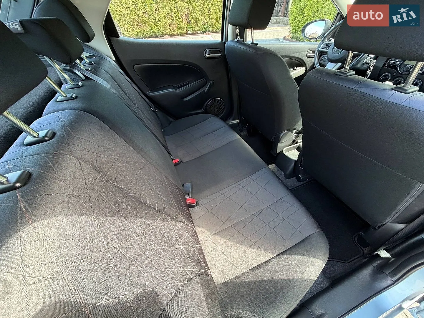 2012 Mazda 2 - мініатюра 36