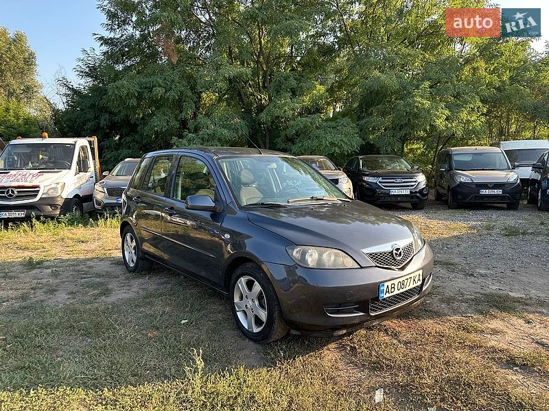 Mazda 2 2006
