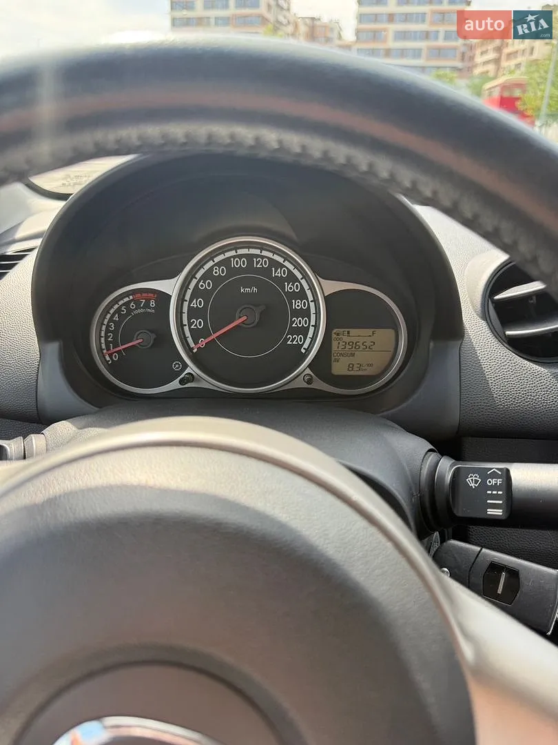 2012 Mazda 2 - мініатюра 10