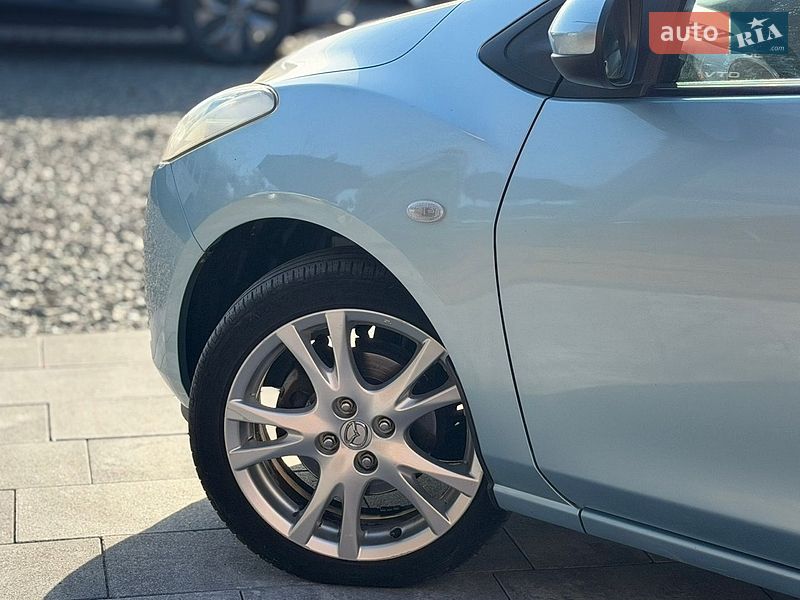 Хетчбек Mazda 2 2009 в Вінниці