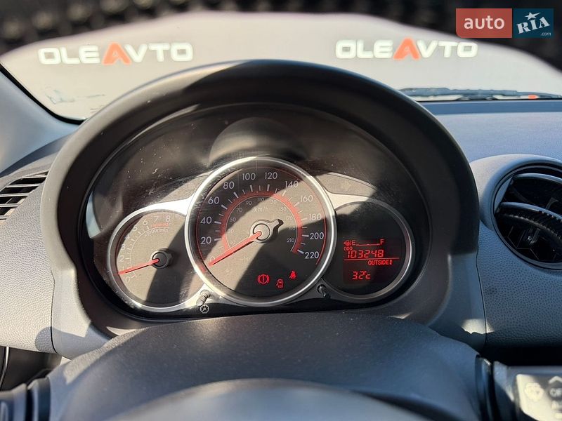 Хетчбек Mazda 2 2009 в Вінниці