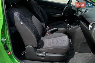 Хэтчбек Mazda 2 2009 в Львове